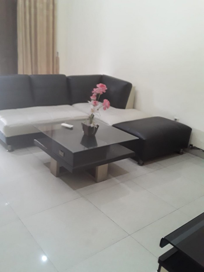 Rumah Disewakan di Cluster Meadow Green Lippo Cikarang